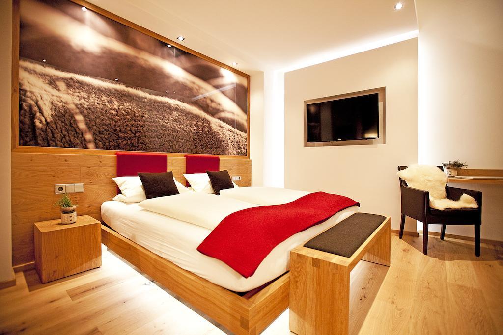 Hotel Widmann'S Loewen Königsbronn Habitación foto